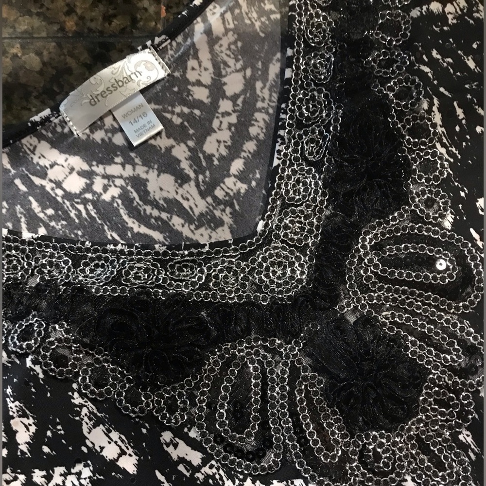 Dressbarn Size‎ 14/16 Beautiful Sparkling Top #2186